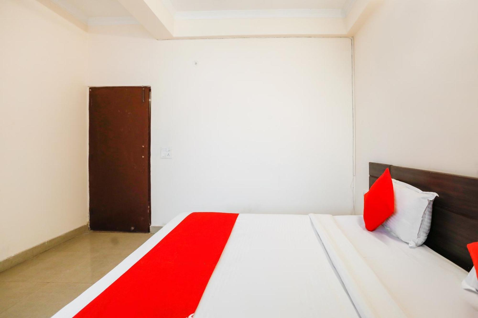 Hotel O Av Residency Near Botanic Garden Of Indian Republic Noida Eksteriør billede