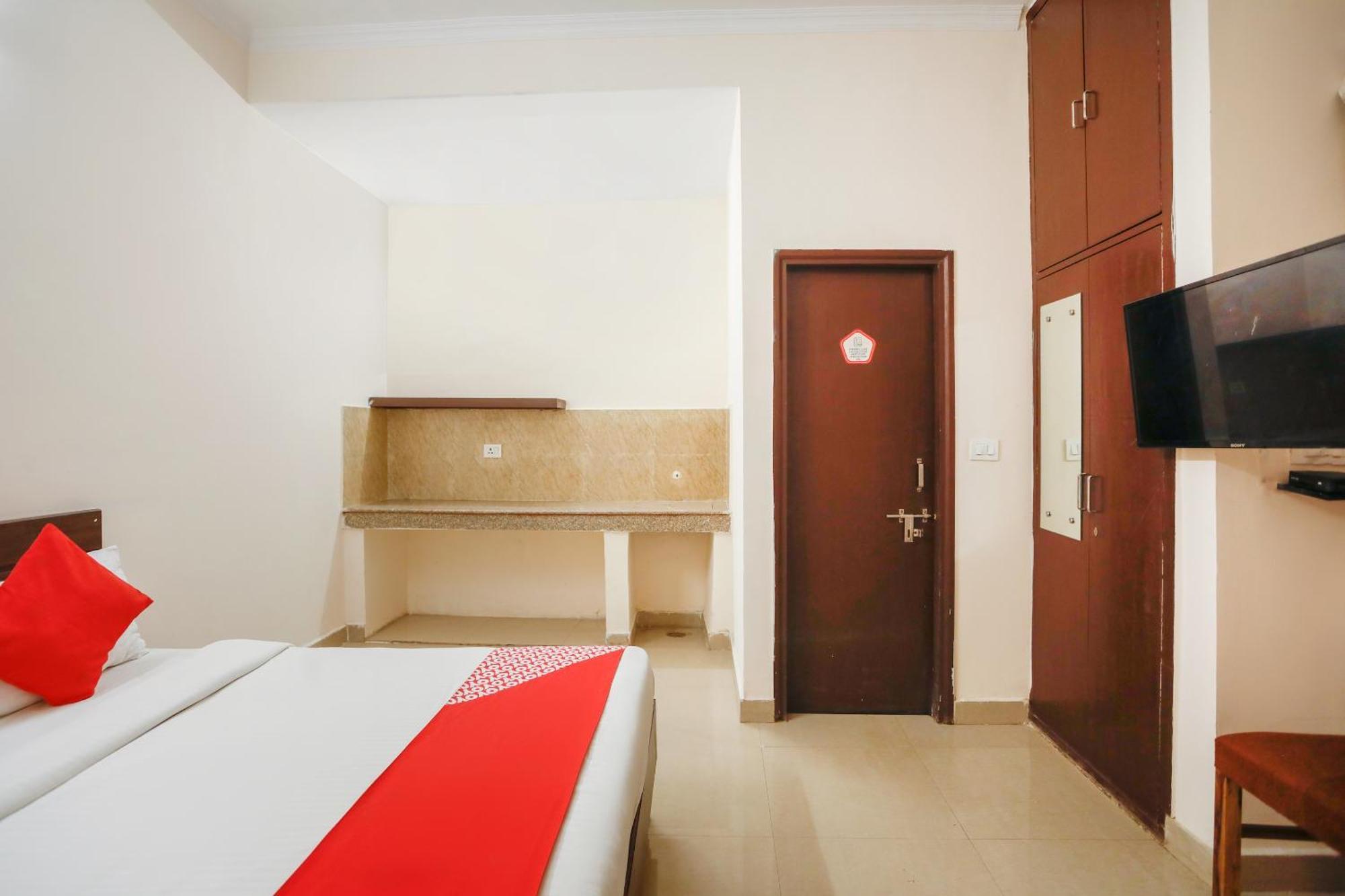 Hotel O Av Residency Near Botanic Garden Of Indian Republic Noida Eksteriør billede
